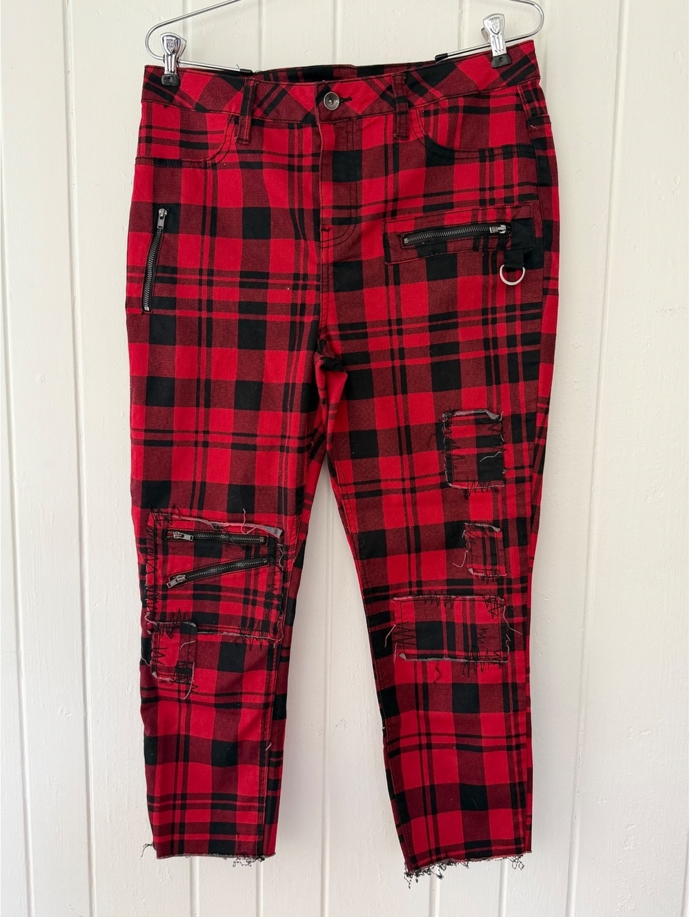 Blackheart Super Skinny Red and Black Plaid Pants Size 15 with Zipper and Ring P